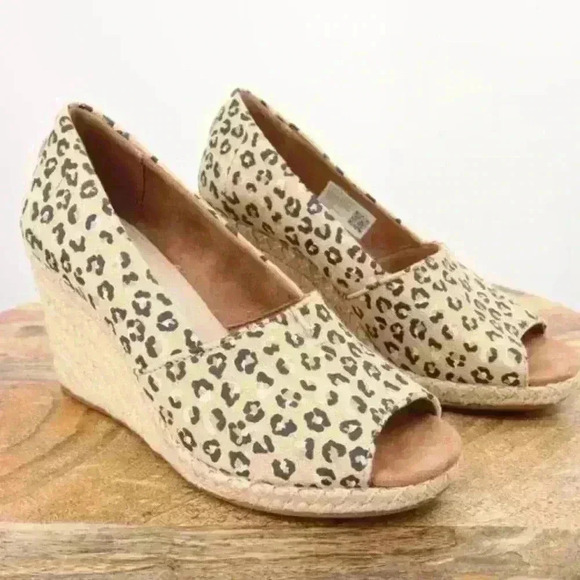 Toms Michelle Neutral Cheetah Peep Toe Wedges sz 9.5 W - Picture 6 of 10